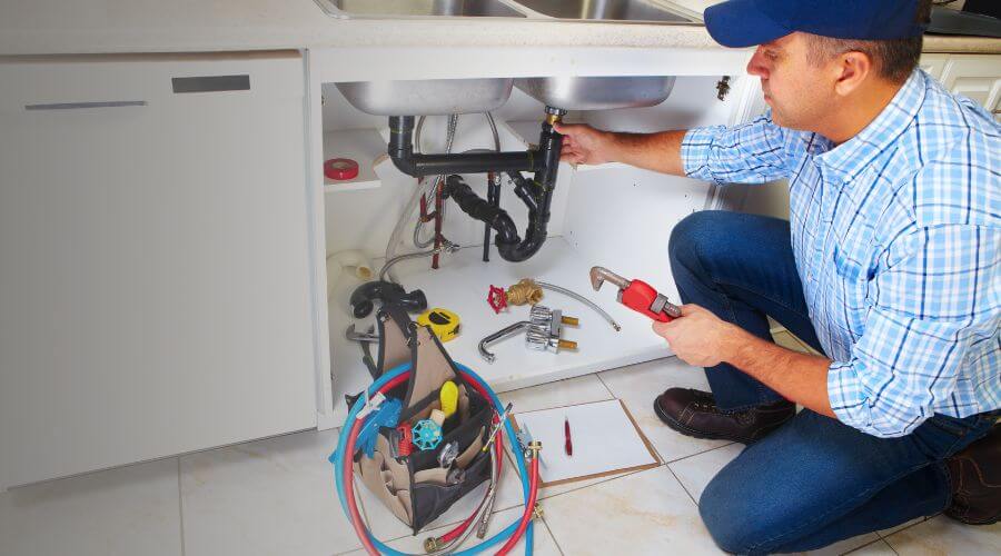 Expert burst pipe repair services in Palmer, KS